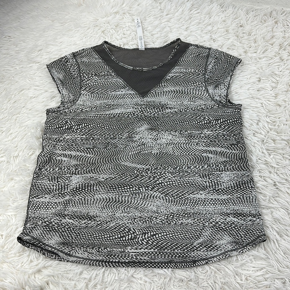 Lululemon For The Run Short Sleeve Swerve Vapor Metal Grey / Metal Grey